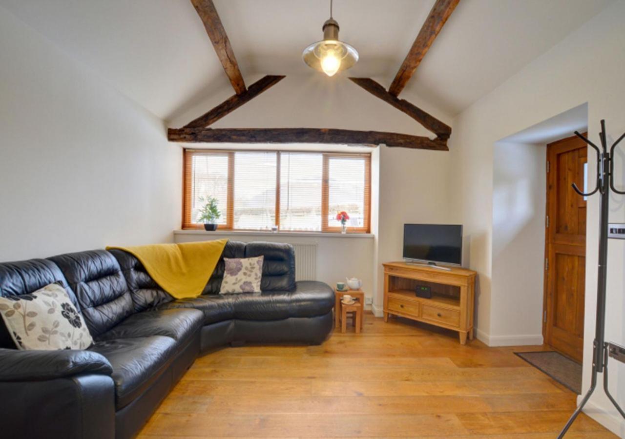 Smithy Cottage Berriew エクステリア 写真