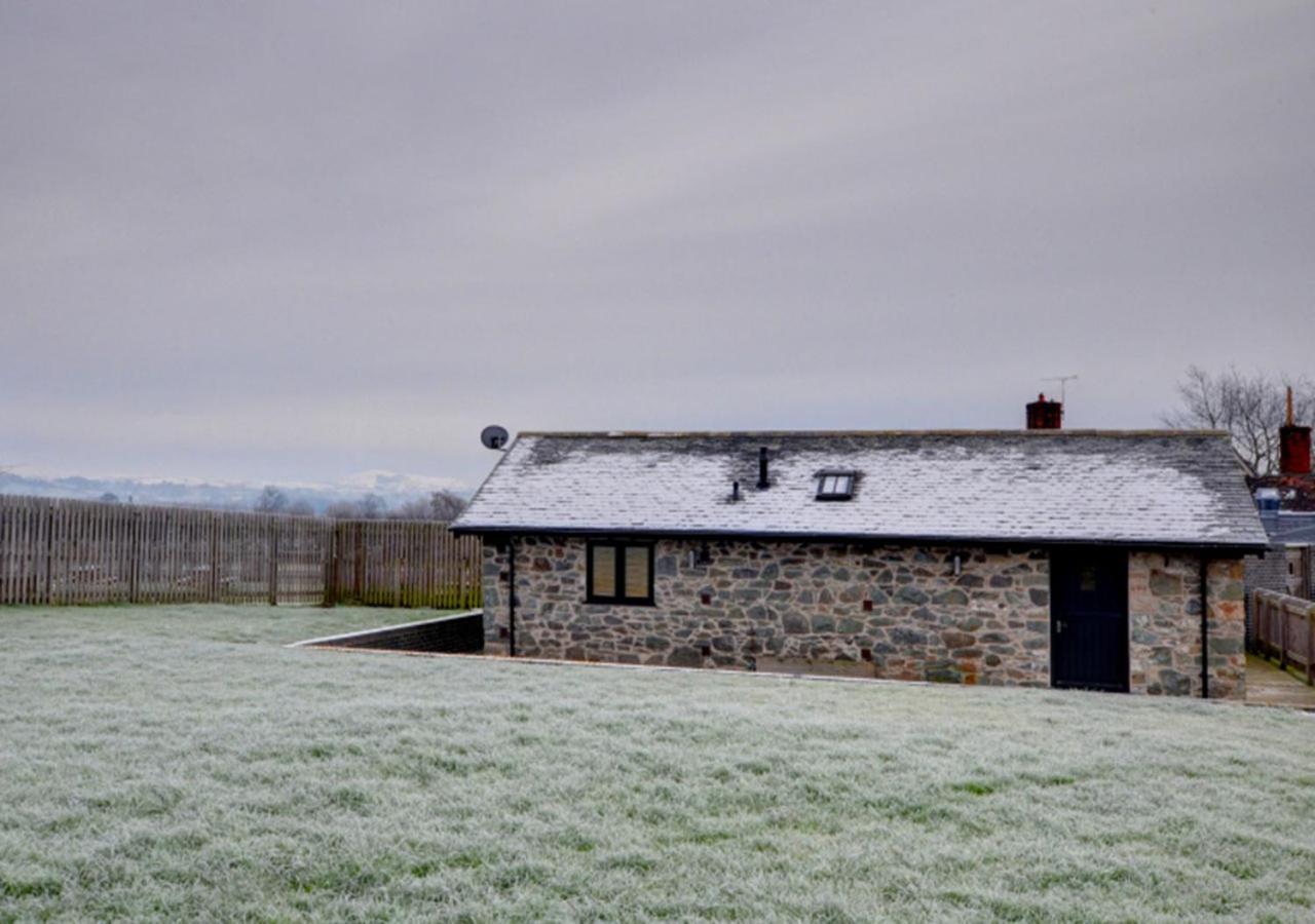 Smithy Cottage Berriew エクステリア 写真