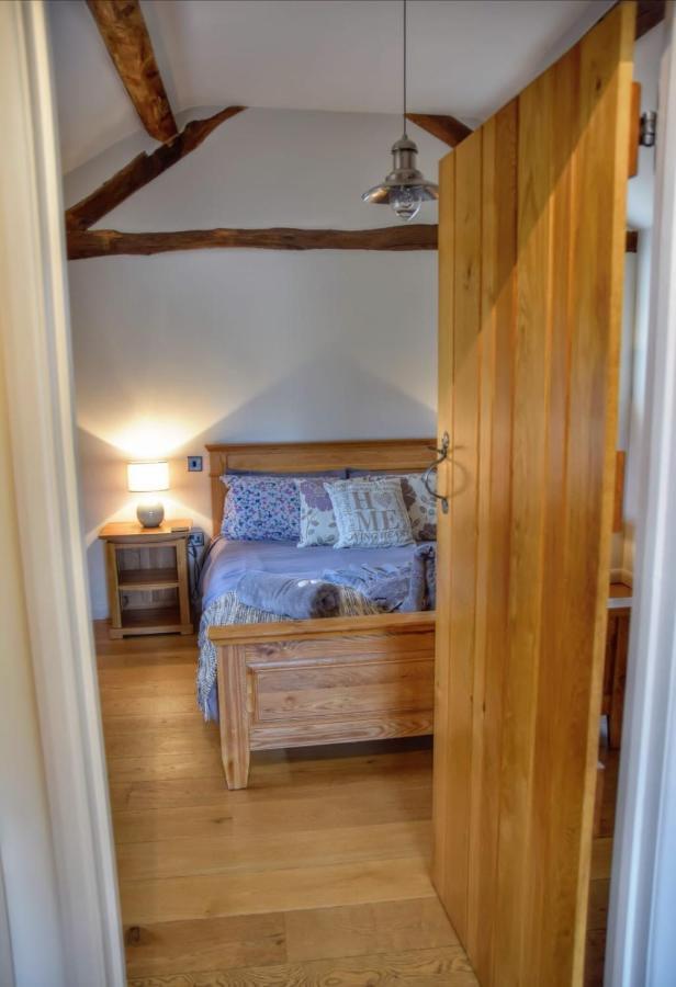 Smithy Cottage Berriew エクステリア 写真